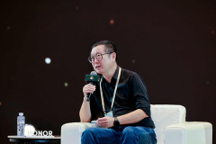 更能无缝毗连、苹果及Windows设 